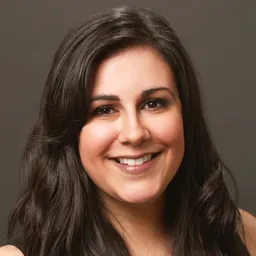 Laura Dunlop headshot