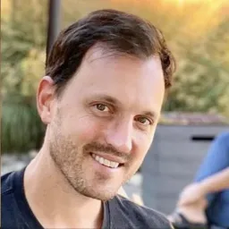 jay greene copywriter mindbody headshot